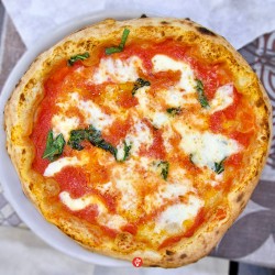 Pizza Margherita - Pizzeria Ristorante Fratelli Cafasso