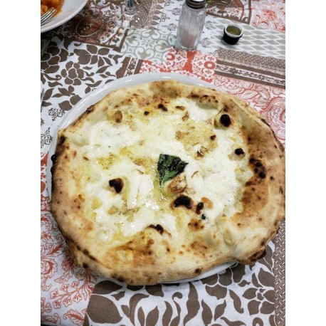 Pizza 4 formaggi - Pizzeria...